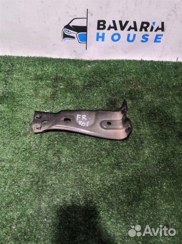 Кронштейн крыла переднего Volkswagen Passat B6 BZB