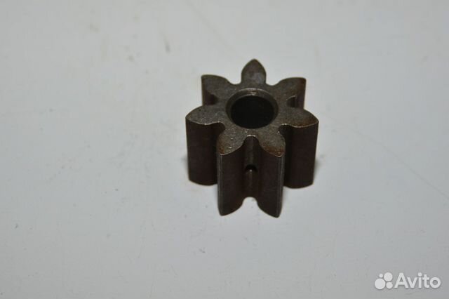 Шестерня привода маслонасоса змз 13-1011032