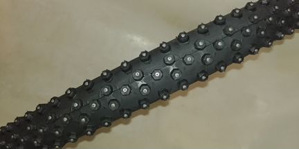 Шипованная покрышка Schwalbe