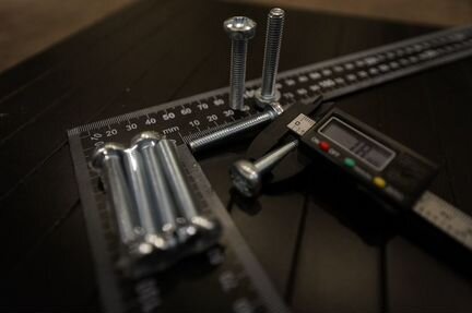 Винты M8 x 45 мм для крепления тв samsung к стене