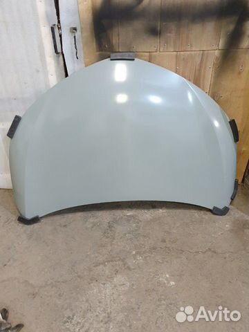 Капот на Toyota Corolla от 2007