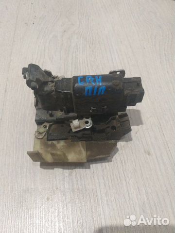 Замок перед двери Renault sandero Прав