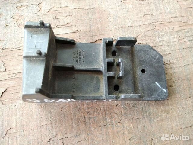 Кронштейн фары Л Mazda 6 GH