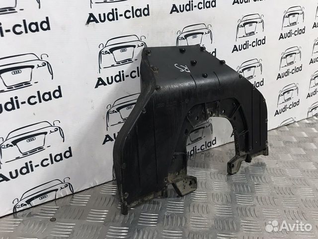 Воздуховод Audi RS5 RS4 8T0301258