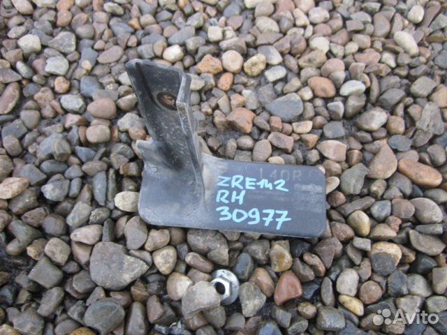 Брызговик задний правый Toyota Corolla Fielder