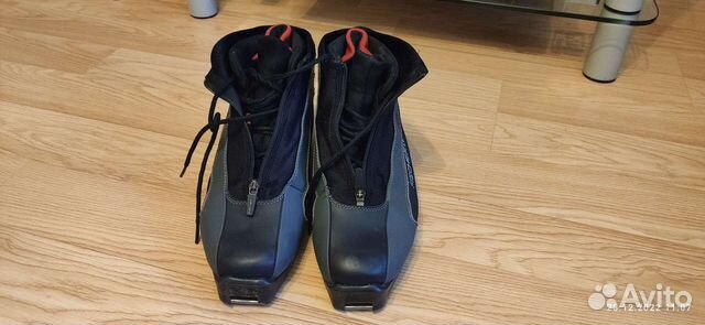 Лыжные ботинки fischer+крепление