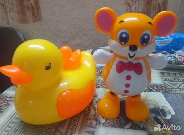 Детские развивающие игрушки для малышей