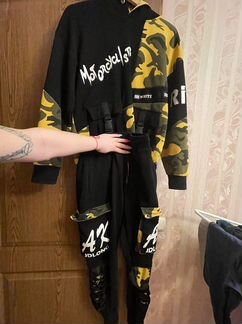 Спортивный костюм