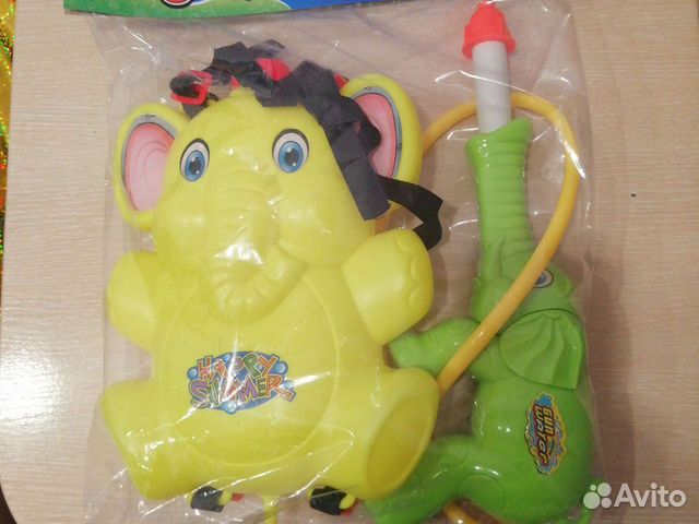 Водный пистолет с рюкзаком