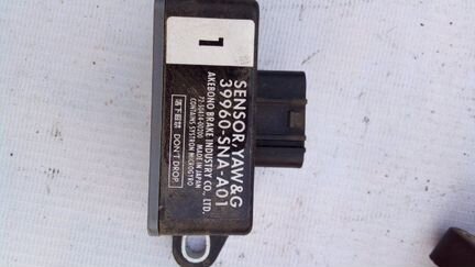 Датчик курсовой устойчивости Honda Civic FD R18A2