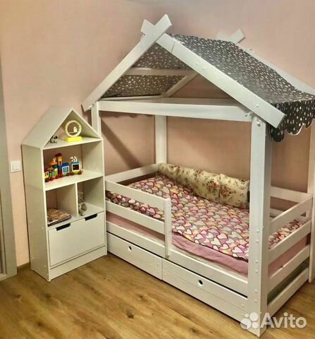 Детская кровать домик