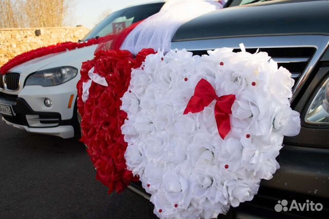 Свадебные украшения на машину