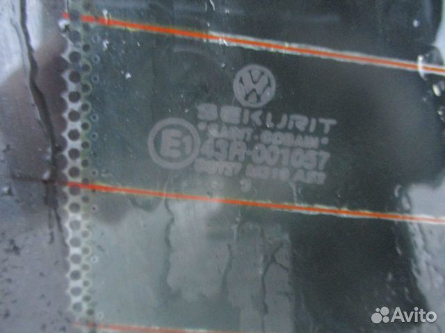 Заднее стекло VW Vento 92г