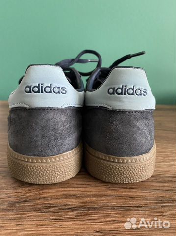 Кроссовки adidas spezial