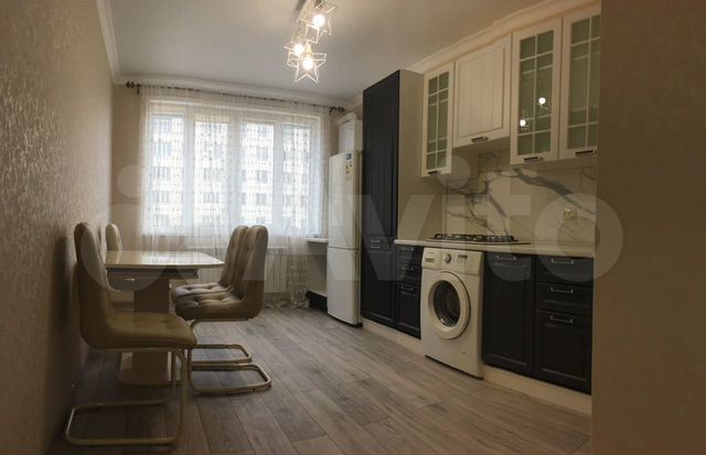 1-к. квартира, 42 м², 6/10 эт.