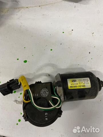 Hyundai Getz моторчик переднего стеклоочистителя