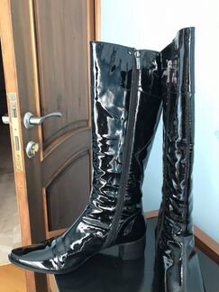 Итальянские лаковые сапоги
