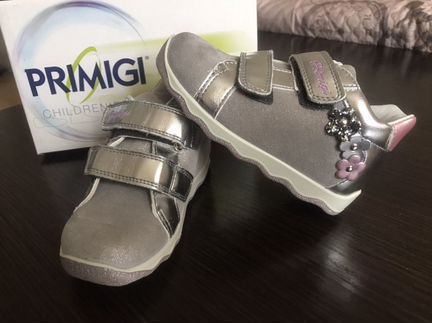 Ботинки кожаные Primigi 23р