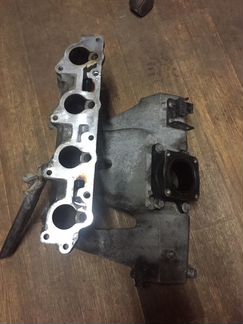 Впускной коллектор Mercedes w638 2.3