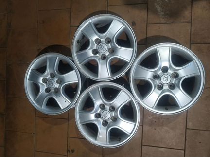 Диски бу оригинал R16 P на Kia