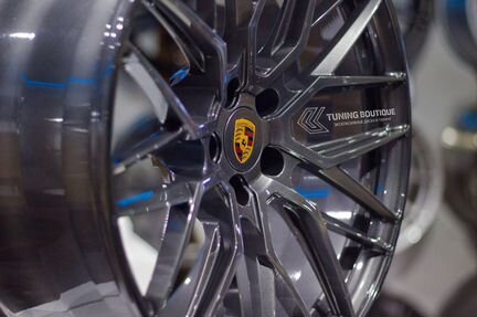 Кованые диски R20 на Porsche Macan