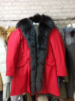 Парка с натуральным мехом