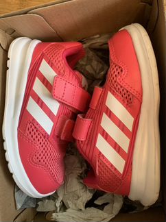 Кроссовки adidas