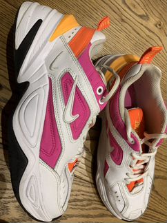 Кроссовки Nike