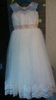 Потрясающе красивое бальное платье