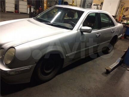 Разбор на запчасти Mercedes E W210 1995-2002