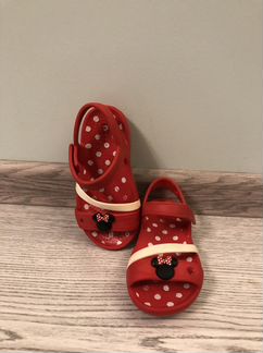 Сандали Сrocs