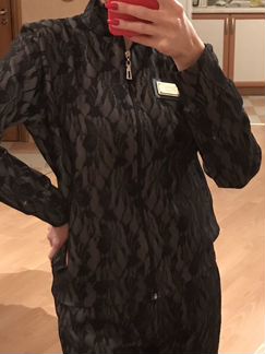 Супер стильный спортивный костюм