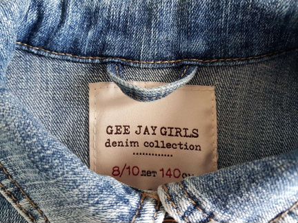 Куртка джинсовая