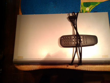 DVD - плеер fhilips с пультом