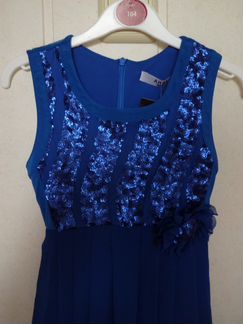 Нарядное платье (новое)