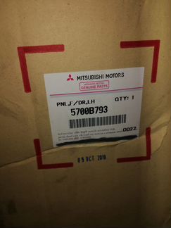 Дверь передняя Mitsubishi L200 5700B793 5700B794