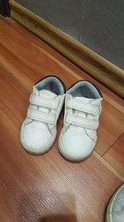 Кроссовки белые mothecare