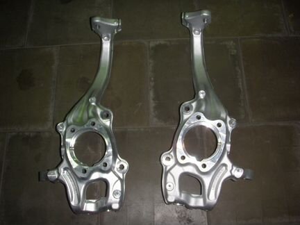 Кулак левый правый для Ауди A4 A5 Q5 Porsche Macan