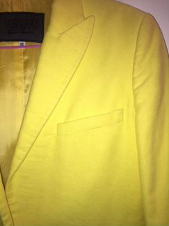 Жёлтый пиджак