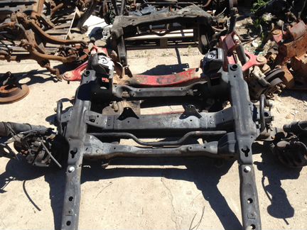 Мерседес Спринтер(Sprinter 2013г Подрамник