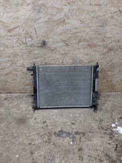 Радиатор охлаждения Hyundai Solaris