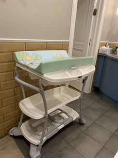 Пеленальный стол с ванночкой cam