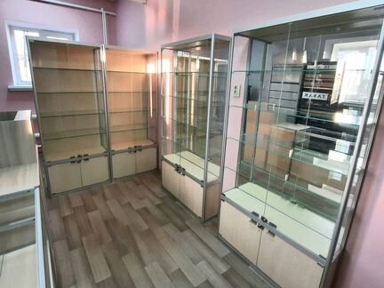 Витрина для табачного магазина