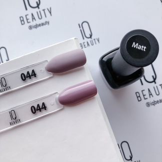Каучуковый гель-лак для ногтей IQ Beauty