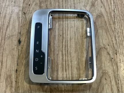 Накладка АКПП VW Touareg NF 2011-2014