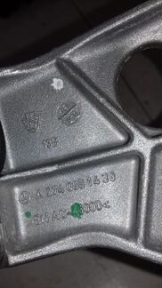 A2740981439 Кронштейн Мерседес оригинал