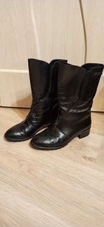 Осенние кожаные сапоги 39 размер