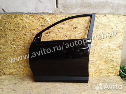 Передняя левая дверь Toyota RAV 4