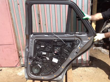 Дверь задняя правая Мерседес ML,GLE,166 в сборе