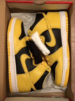 Nike Dunk High Varsity Maize